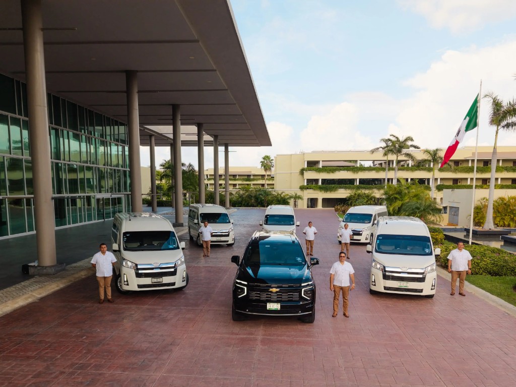 Flota Cancun Travel Services Cancún