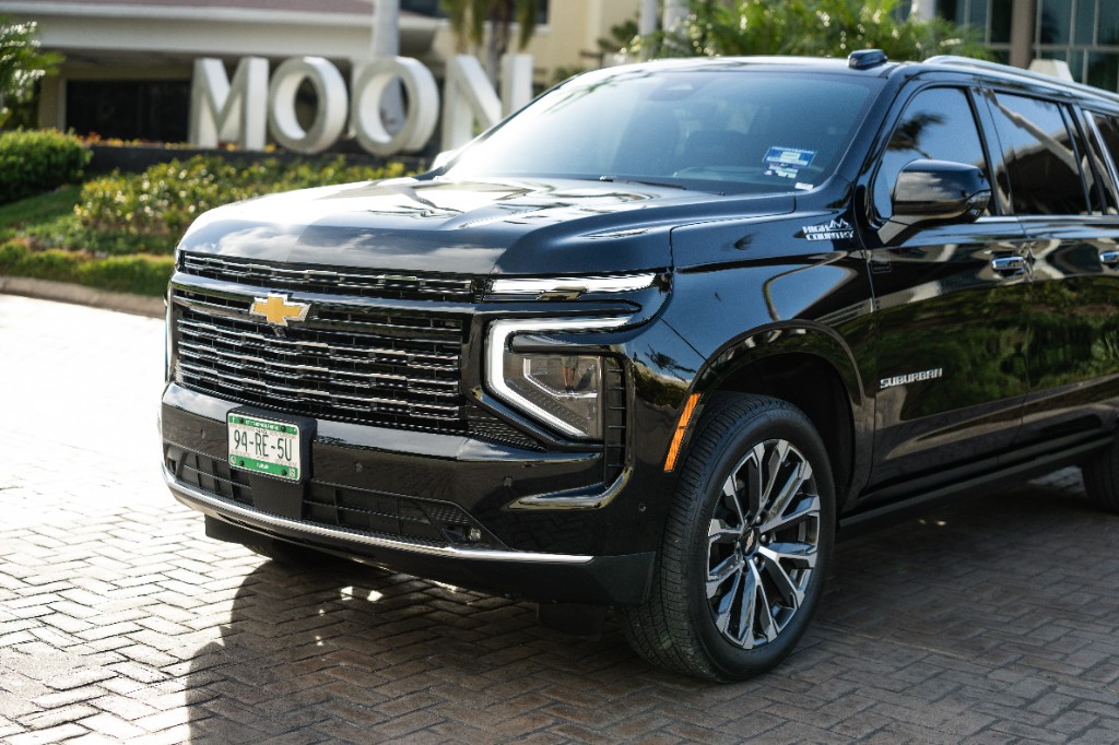 Private Cancun airport to Puerto Morelos transfer — Chevrolet Suburban 2026